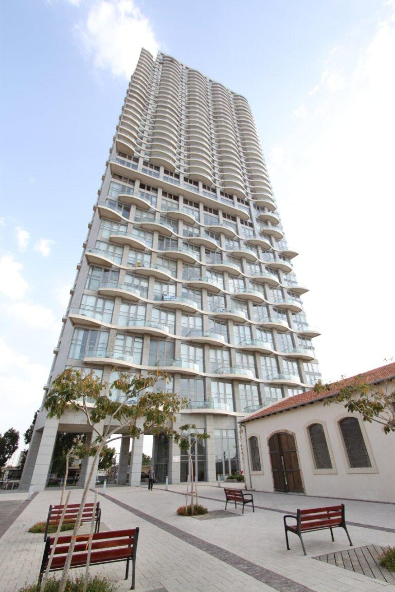neve tzedek tower - עותק